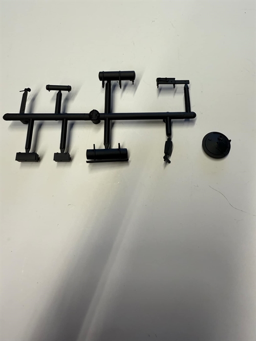 Hobbytrade 99095 Tanks and Smoke Door for D-machine – Optimize your Model Railroad